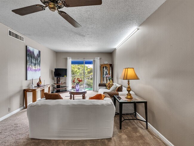 2601 Bellefontaine in Houston, TX - Foto de edificio - Building Photo