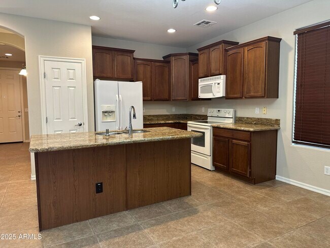 19035 E Pelican Dr in Queen Creek, AZ - Building Photo - Building Photo