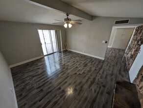 1956 Golden Arrow Dr in Las Vegas, NV - Building Photo - Building Photo