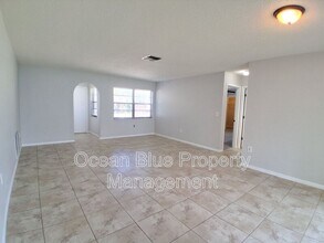 8732 Elm Leaf Ct in Port Richey, FL - Building Photo - Building Photo