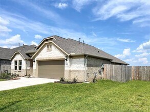 2243 Rustboro Dr in Rosenberg, TX - Building Photo - Building Photo