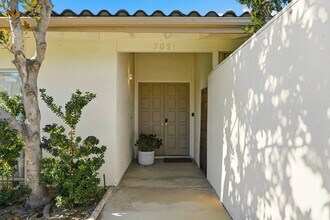 7021 Estrella de Mar Rd in Carlsbad, CA - Building Photo - Building Photo