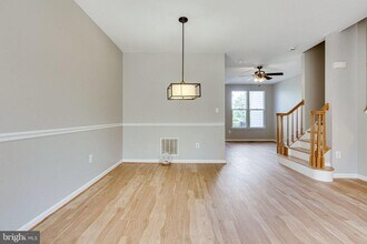 2502 Polly Jefferson Way in Herndon, VA - Building Photo - Building Photo