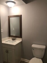 503 Willow Ave in Cleveland, TX - Building Photo - Building Photo