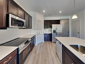300 Sawyer Jackson Dr in Hendersonville, TN - Building Photo - Building Photo