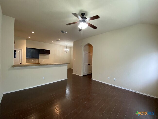 506 Creekside Cir in New Braunfels, TX - Building Photo - Building Photo