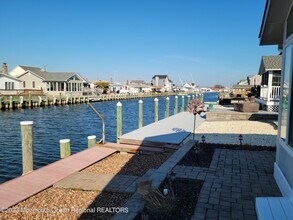 805 Forepeak Dr in Forked River, NJ - Building Photo - Building Photo