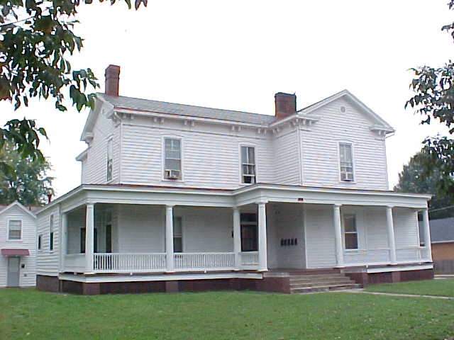 1003 Floyd St in Lynchburg, VA - Building Photo