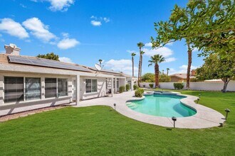 47970 Vía Jardin in La Quinta, CA - Building Photo - Building Photo