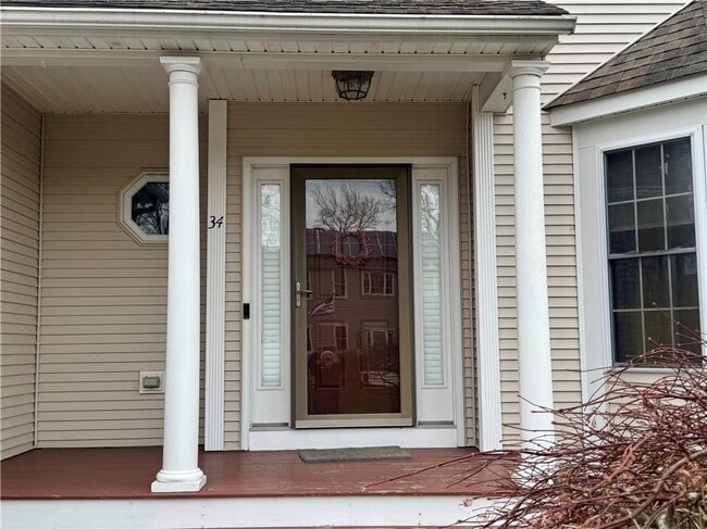 34 Marian Ave in Narragansett, RI - Building Photo - Building Photo