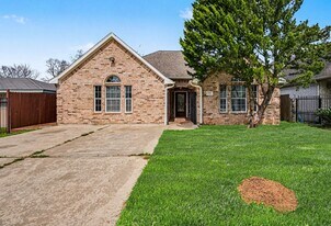 507 Ave F in South Houston, TX - Building Photo