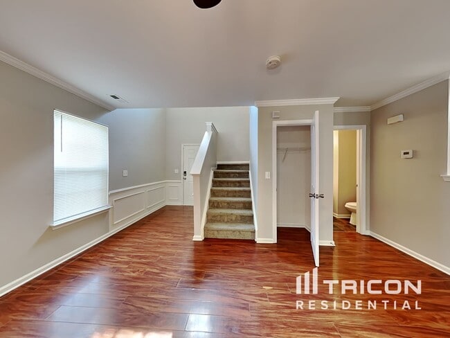 6716 Commack Dr in Charlotte, NC - Building Photo - Building Photo