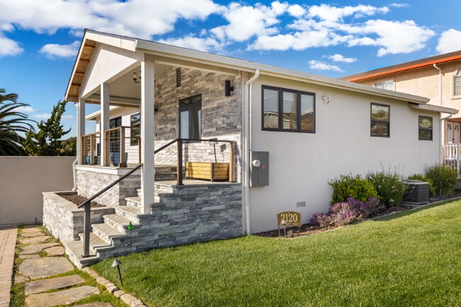 property at 2120 Altamont Rd