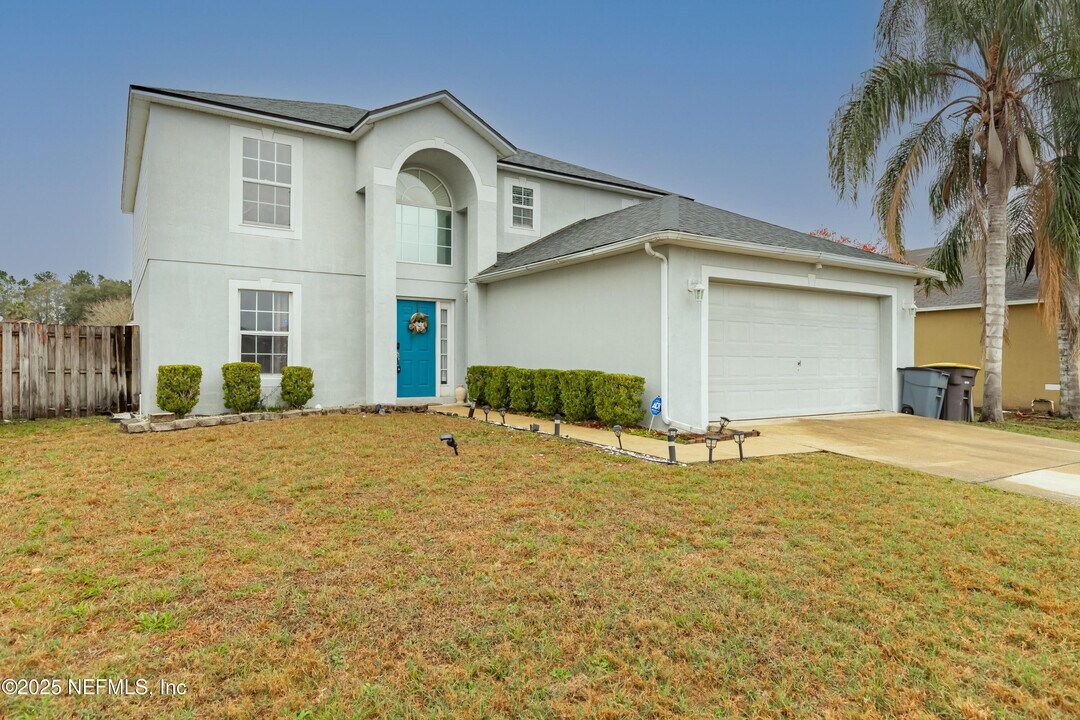 7379 Edenfield Park Rd in Jacksonville, FL - Building Photo