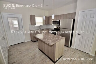 5102 N Hiawatha Dr, Unit 3 in Pharr, TX - Building Photo - Building Photo