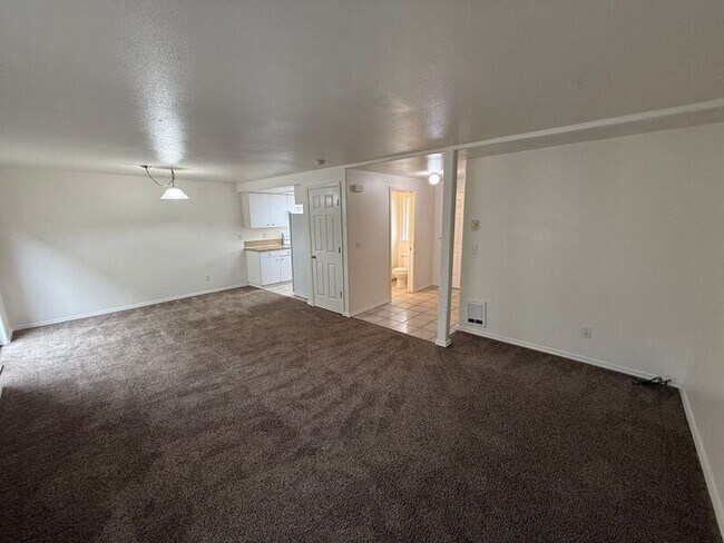 4342 Ward Pl NE in Salem, OR - Building Photo - Building Photo