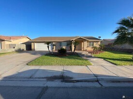 8842 E 24th Pl in Yuma, AZ - Building Photo