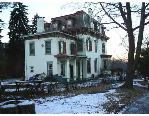 118 Hudson Ave in Haverstraw, NY - Foto de edificio - Building Photo