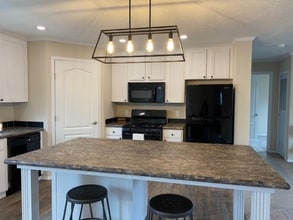 1230 Liberty Ct in Mt. Pleasant, MI - Building Photo - Building Photo