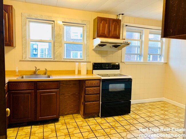 113 Lanark Rd, Unit 3 in Boston, MA - Building Photo - Building Photo