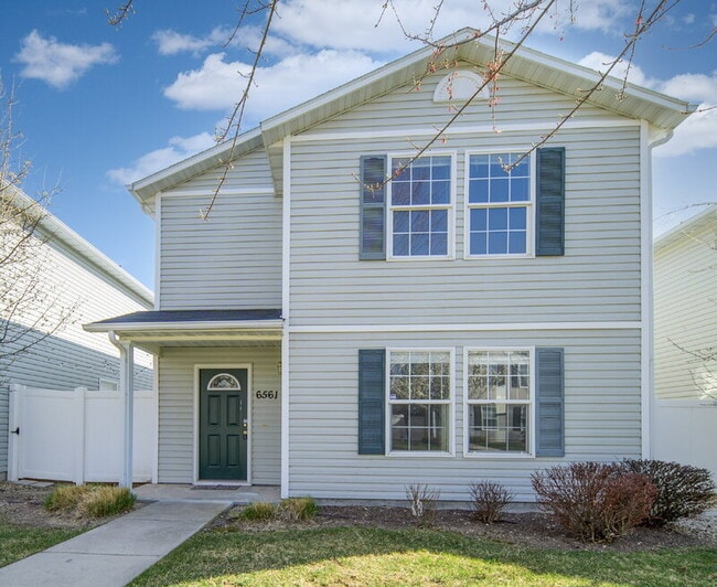 6561 S Covewood Way in Boise, ID - Building Photo - Building Photo