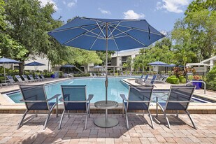 4800 Westshore in Tampa, FL - Building Photo
