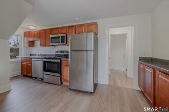 11 Piney Ridge Rd in Cromwell, CT - Building Photo - Building Photo