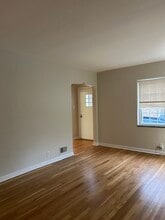 629 Orlando Ter in Dayton, OH - Foto de edificio - Building Photo