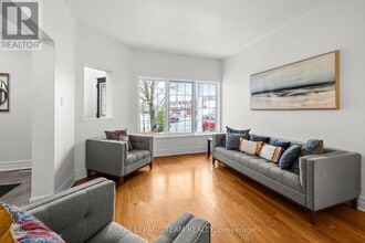 30 New Deighton Cres in Ottawa, ON - Building Photo - Building Photo