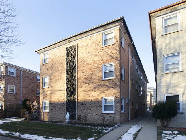 8444 W Gregory St in Chicago, IL - Building Photo - Building Photo