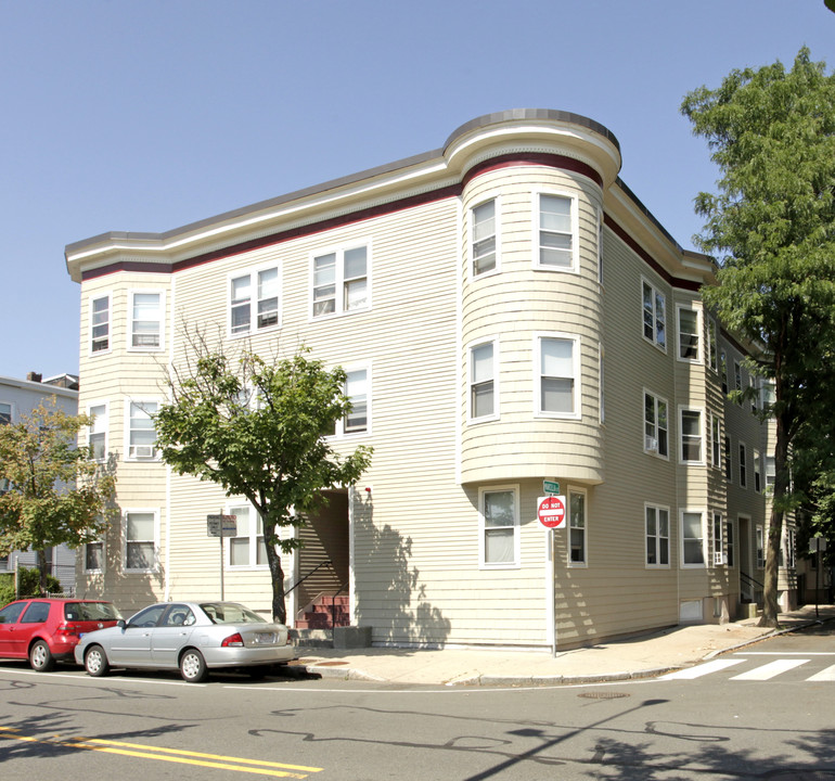 395 Cardinal Medeiros Ave in Cambridge, MA - Building Photo