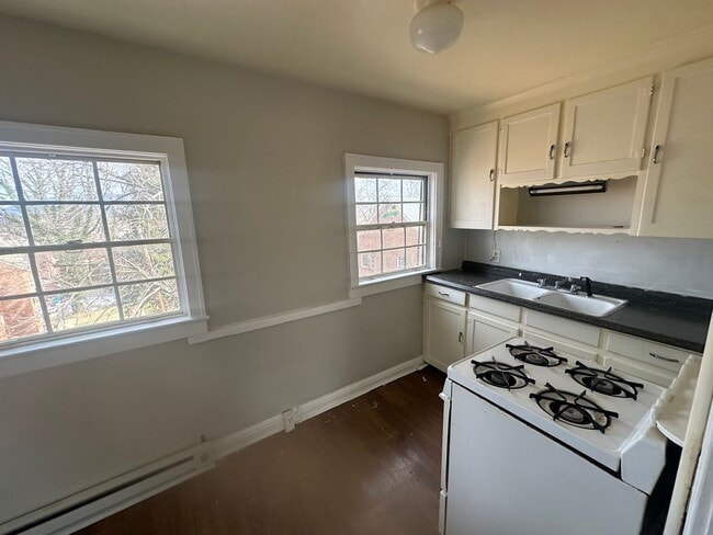 property at 3751 Sunrise Ave NW