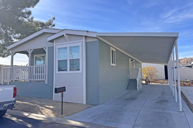 54999 Martinez Trail in Yucca Valley, CA - Building Photo - Building Photo