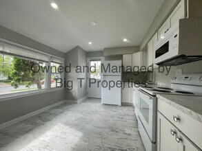 716 Manfield Rd in Newark, DE - Building Photo - Building Photo