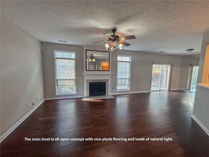 3341 Serenade Ct in Alpharetta, GA - Foto de edificio - Building Photo