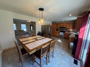 21146 Larson Rd in Waynesville, MO - Building Photo - Building Photo