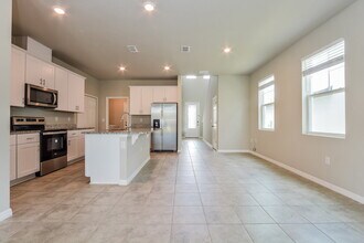 2491 Gold Dust Dr in Minneola, FL - Foto de edificio - Building Photo