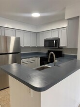 7630 Westwood Dr in Tamarac, FL - Building Photo - Building Photo