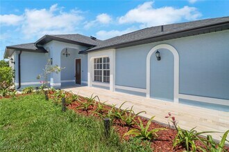 765 Aprile Ave S in Lehigh Acres, FL - Building Photo - Building Photo