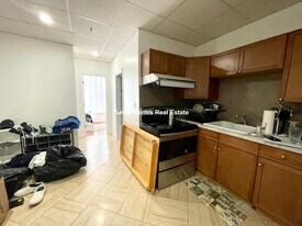 72 Kneeland St, Unit 502 in Boston, MA - Building Photo