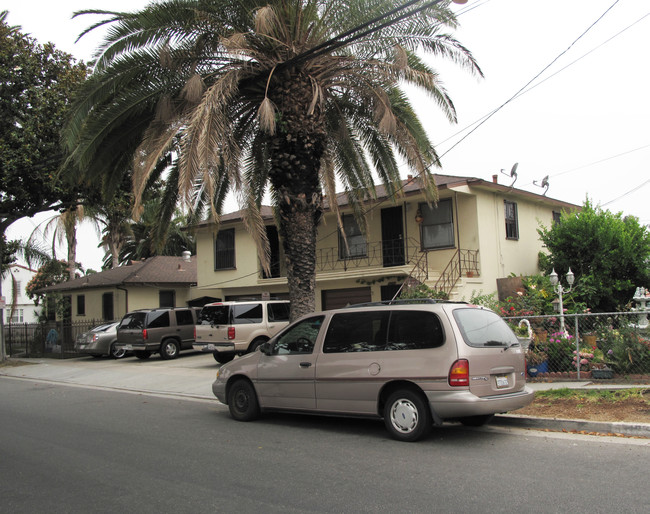 5319 Gifford Ave in Maywood, CA - Building Photo - Building Photo