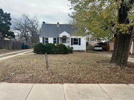 224 E 7th St in Edmond, OK - Building Photo