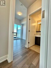 2525 Bathurst St in Toronto, ON - Building Photo - Building Photo