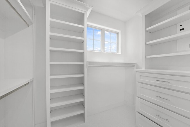 property at 5343 Larkin St