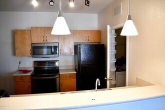 8290 Westgate Dr in Jacksonville, FL - Building Photo - Building Photo