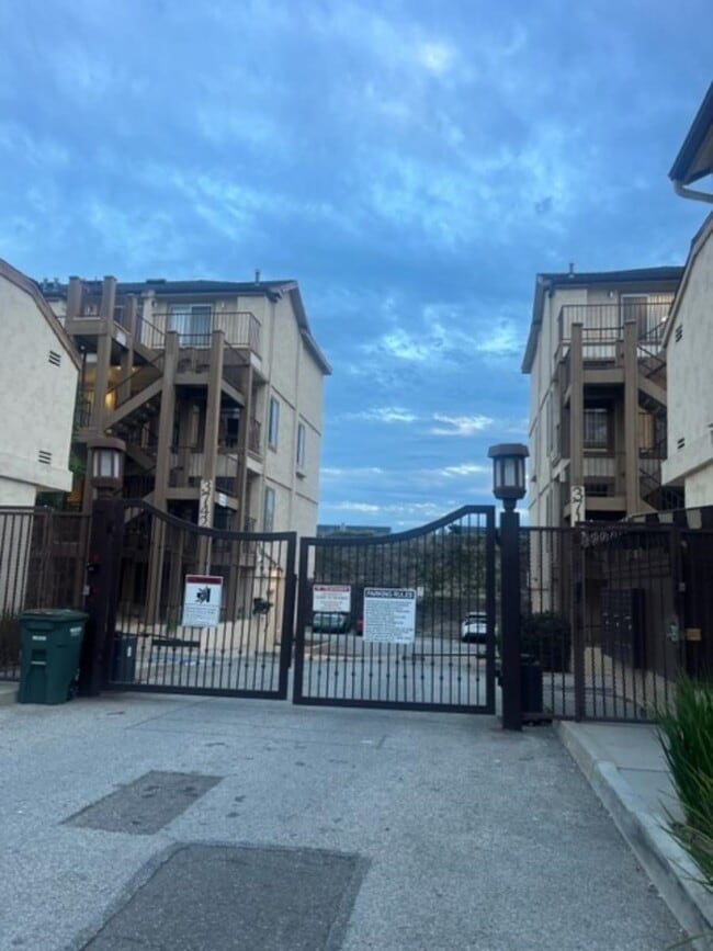 Fountain Creek Henry Apartments