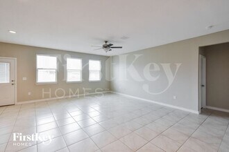 10339 Rosalina Lp in Converse, TX - Building Photo - Building Photo