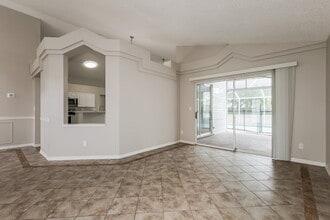 3322 Silverpond Dr in Plant City, FL - Foto de edificio - Building Photo