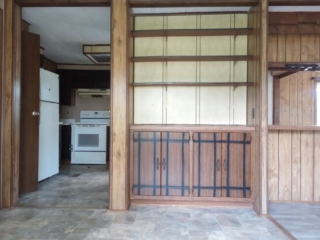 86 Macadamia Dr in Laurens, SC - Building Photo - Building Photo