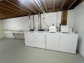 144 Clinton Ave in Cortland, NY - Building Photo - Building Photo